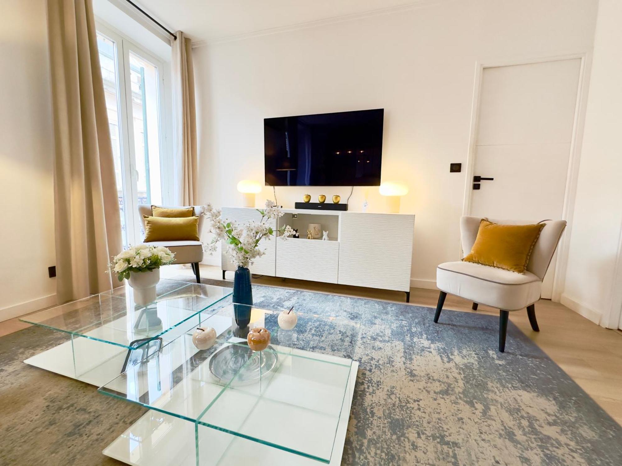 Luxueux 3 Pieces 80M2 - 2Ch - 2 Sdb - 1Mn Beach Croisette Cannes Exterior photo